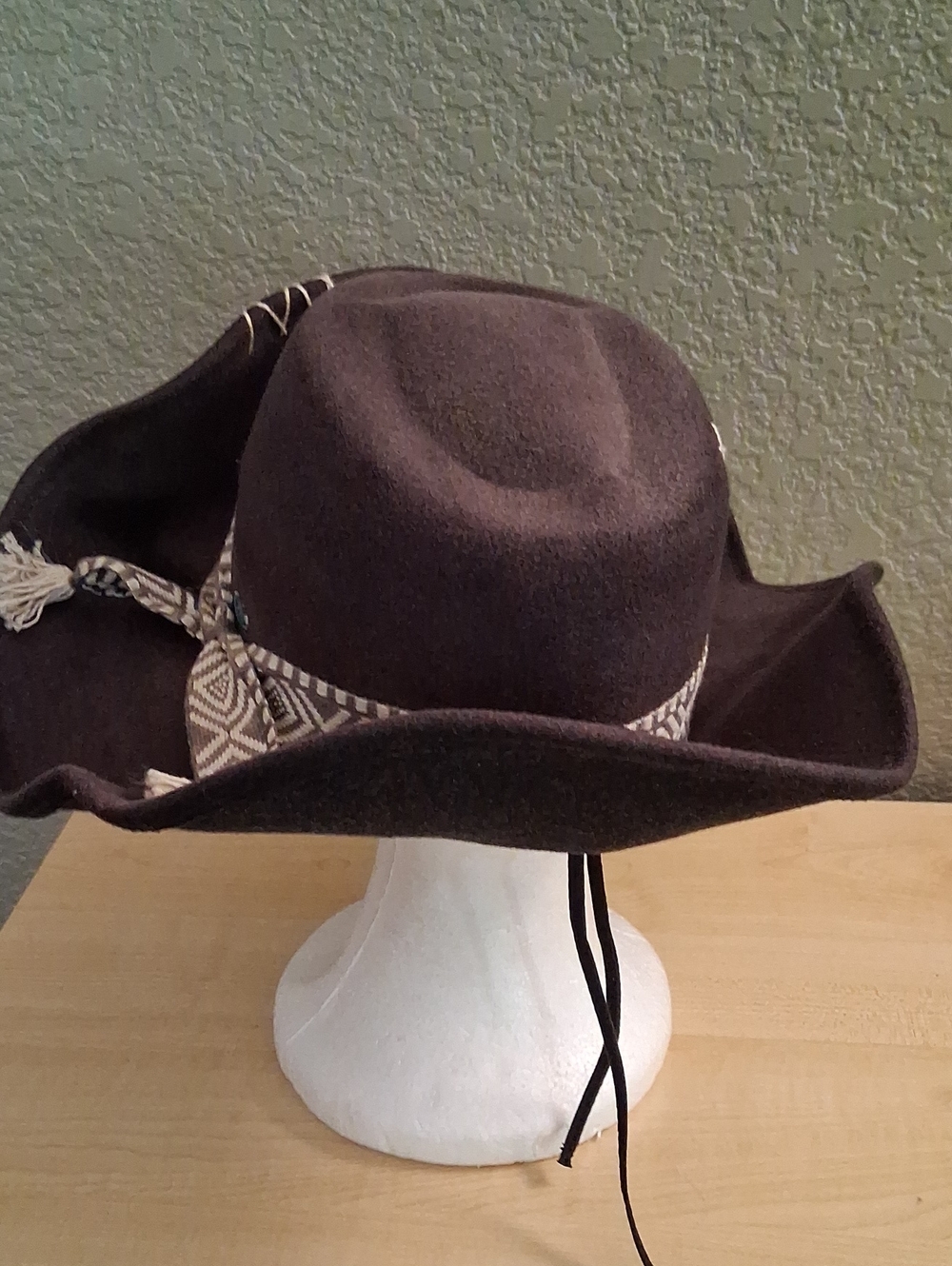 Pioneer Gold Miner Hat Costume - Picture 3 of 11
